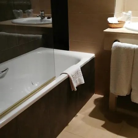 Hotel Alfageme 2*