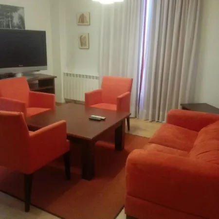 Alfageme 2* ليون